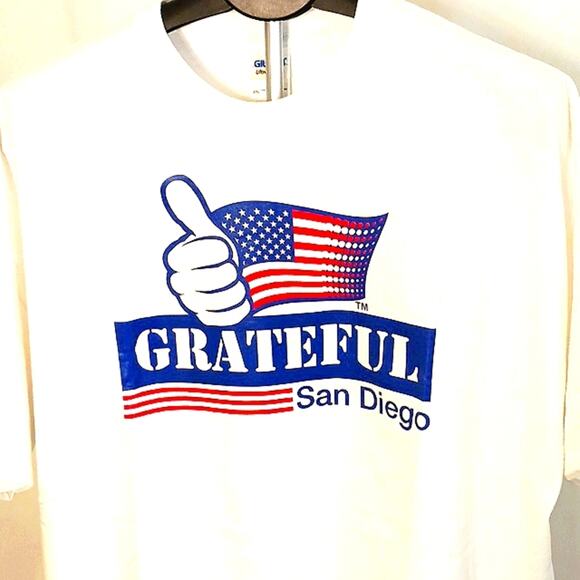 SAN DIEGO T-Shirt Sz 2XL WHITE Crewneck American Flag GRATEFUL Patriotic Flag - Picture 4 of 11